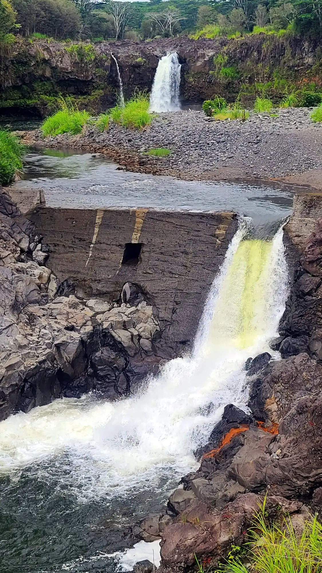 Отели рядом с достопримечательностью «Водопады Уэйл»