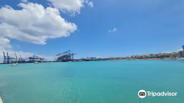 Pretty Bay