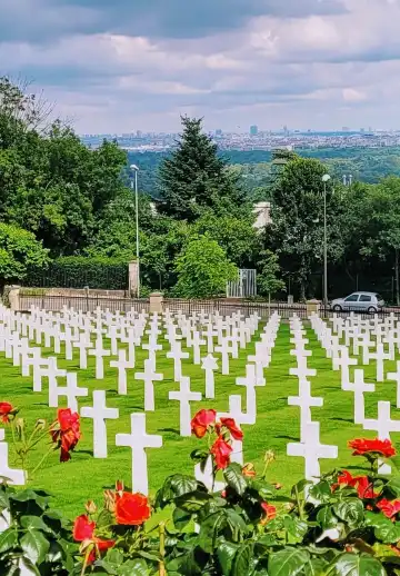 Hotels near Sogitec Industries