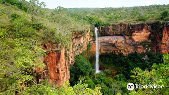 Veu da Noiva Waterfall