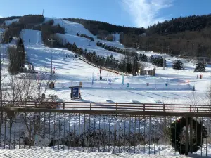 Stoneham Mountain Resort