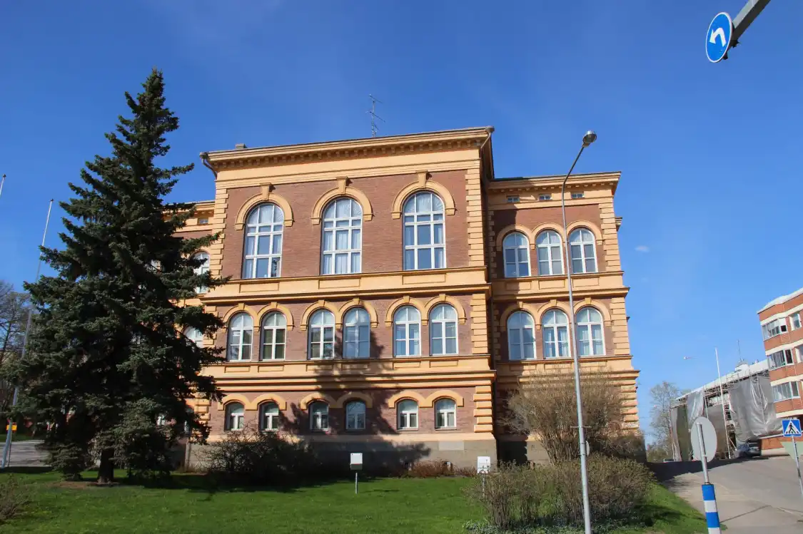 Hotels near Savonlinnan kaupungintalo