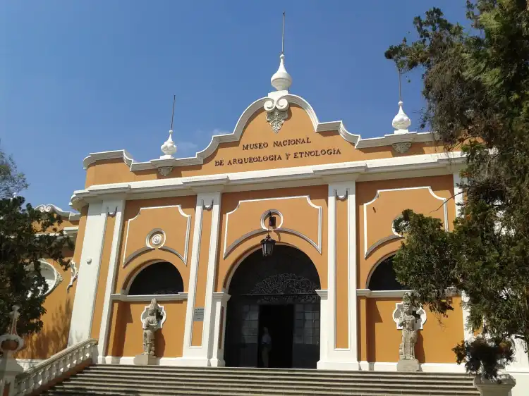 Hoteles cerca de Museo Nacional de Arte Maya - Arqueología y Etnología