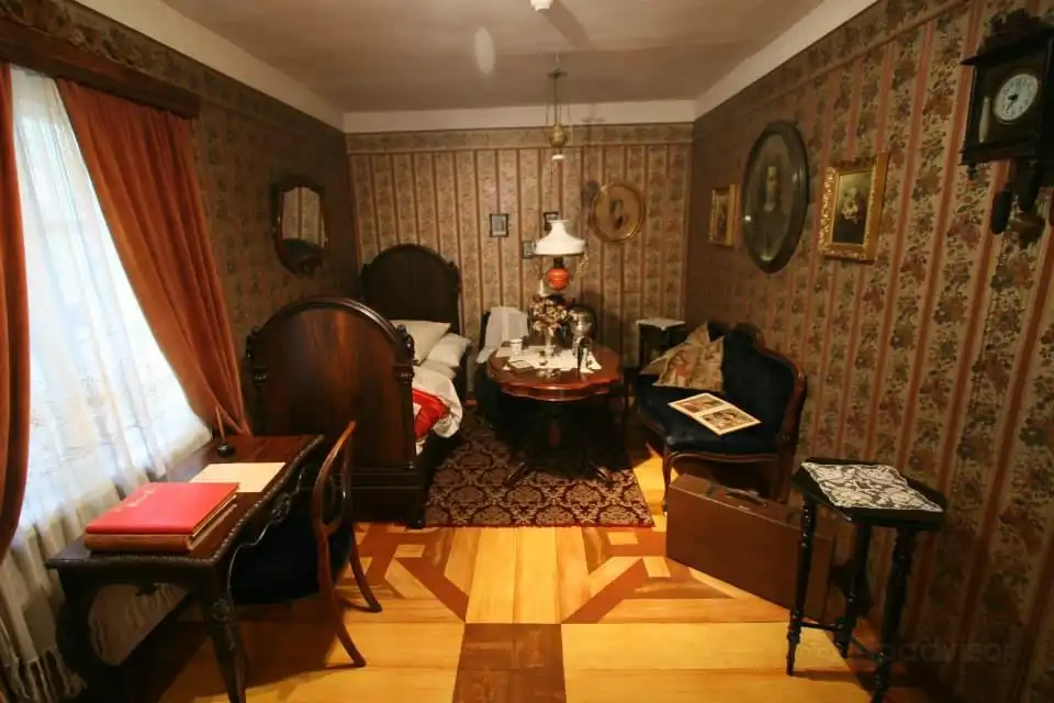 Hotels near Lydia Koidula Memorial Museum