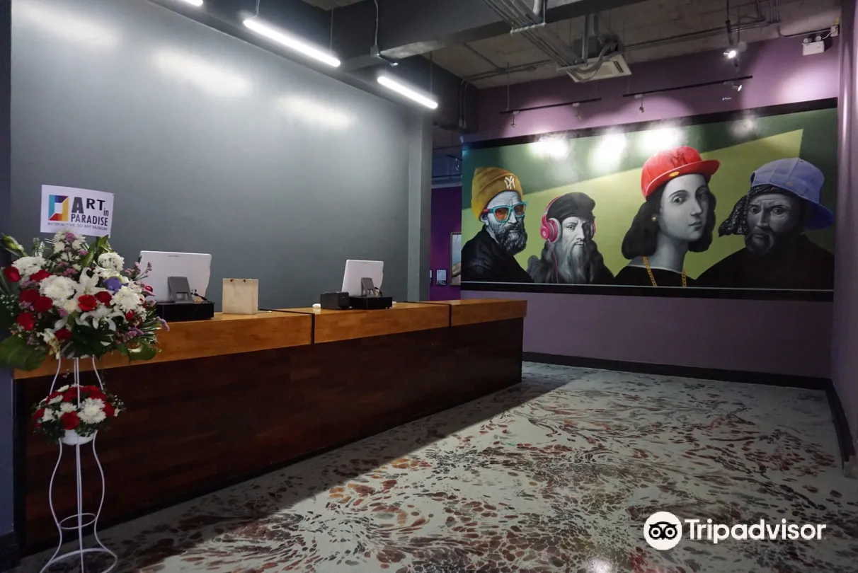 3_Parody Art Museum & 3D Selfie Studio