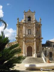 Chiesa Parrocchiale Madonna Del Carmine