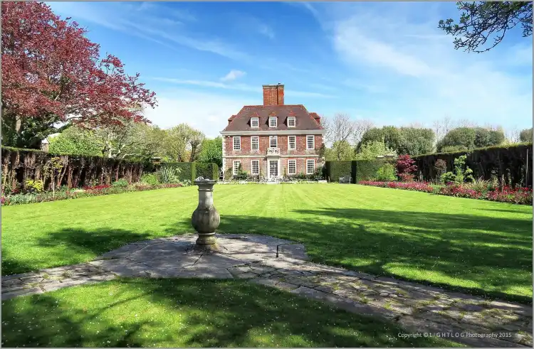 Hotels near Richborough Roman Fort and Amphitheatre