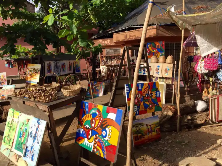 Hotels near Artisanal Center