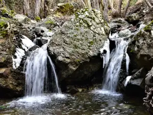 Водопад Каледония