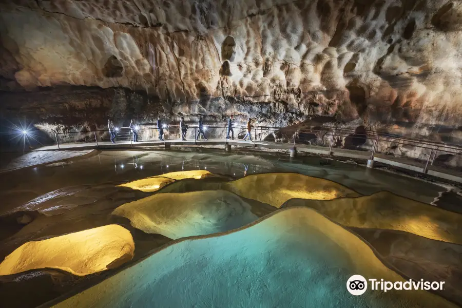 Grotte Saint-Marcel