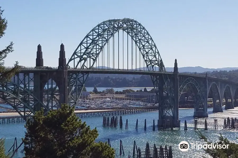 Yaquina Bay Bridge