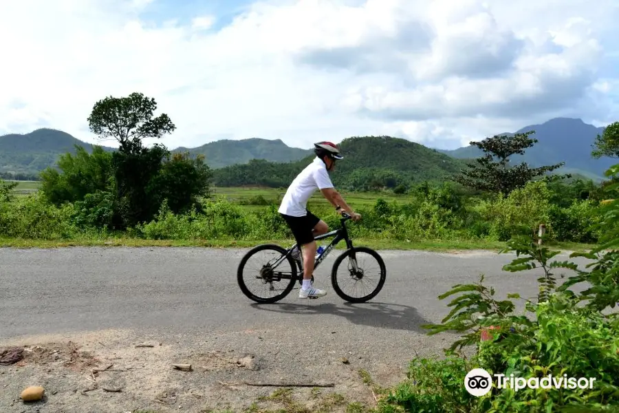 Path Biker