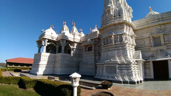 BAPS Shri Swaminarayan Mandir, Chicago