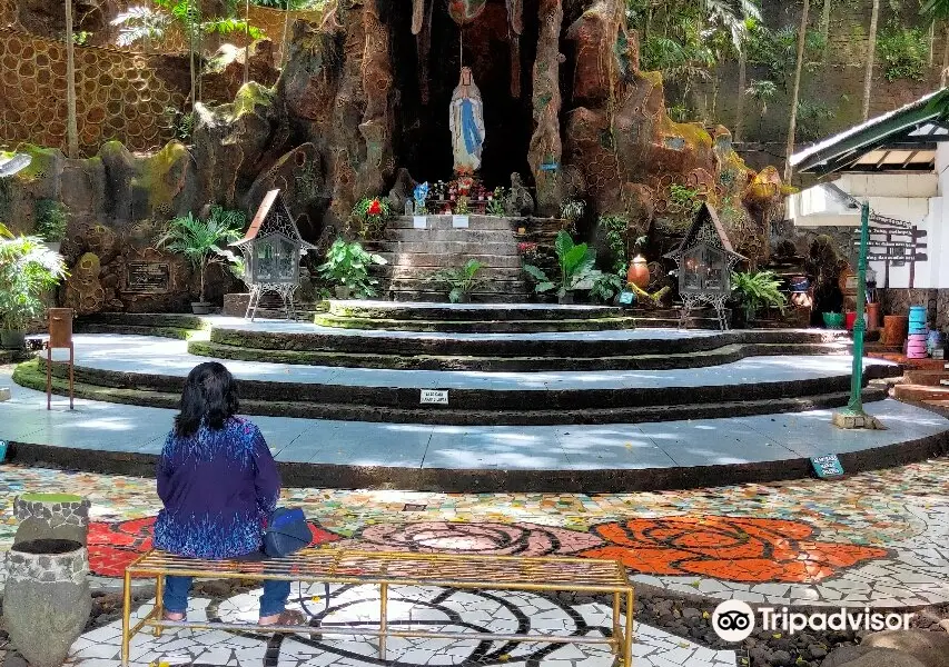 GMSS Gua Maria Sendang Sriningsih (Saint Mary's Grotto - Sriningsih)