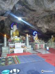 コゥカタン洞窟寺院