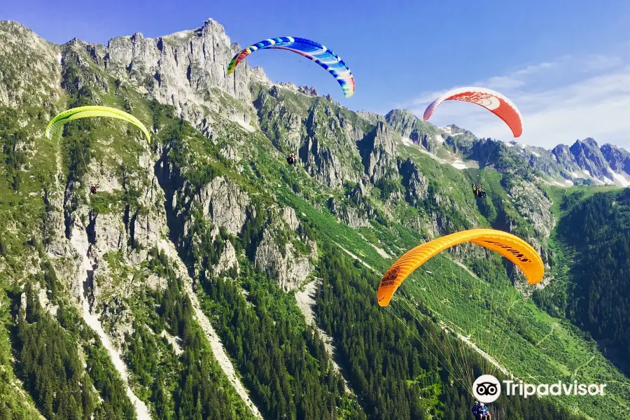 Peak Experience - Bapteme Parapente Chamonix