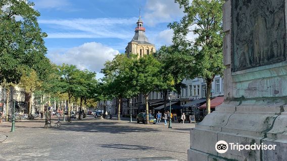 Standbeeld van Minckelers