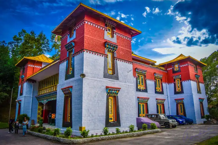 Hôtels à proximité de : Institut Namgyal de tibétologie