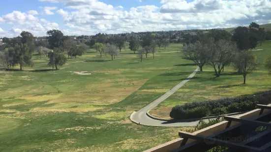 Lone Tree Golf Course