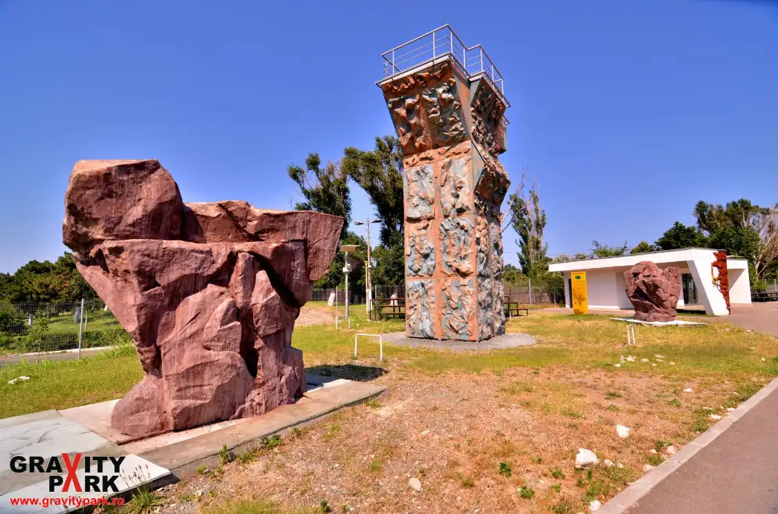Hotels near Gravity Park