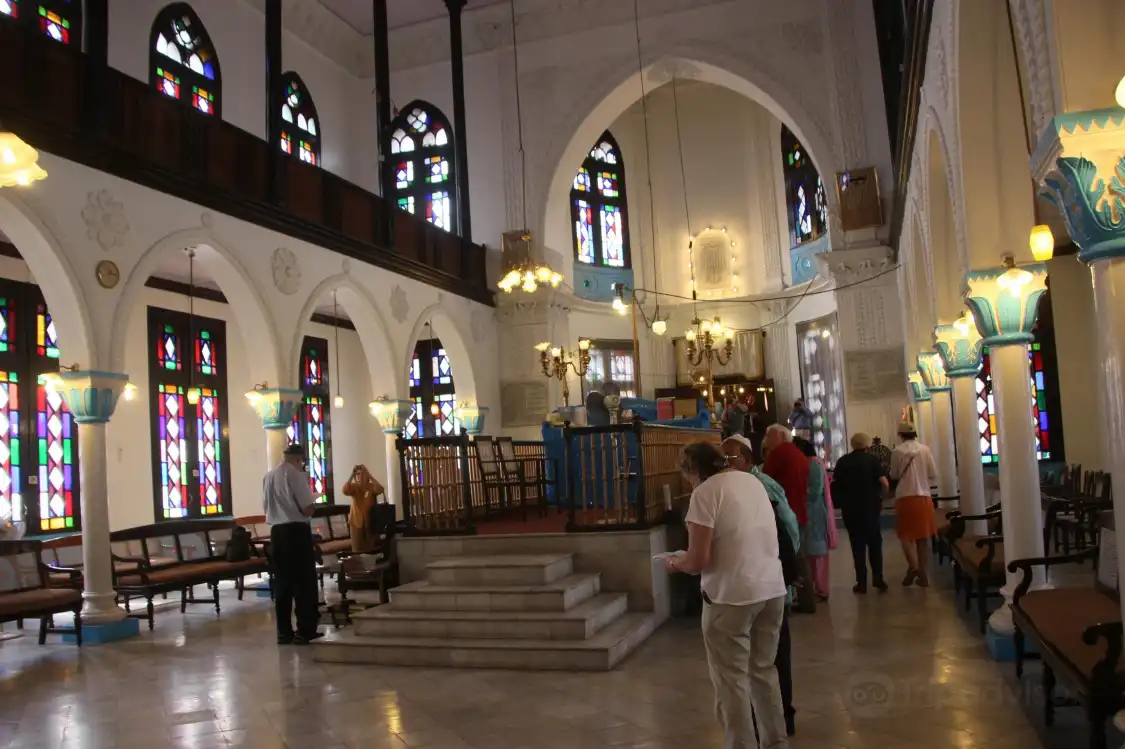 Hotels near Ohel David Synagogue