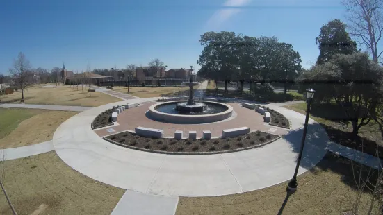 Tattnall Square Park