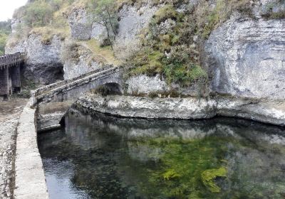 Maison de l'eau et Fontaine des Chartreux