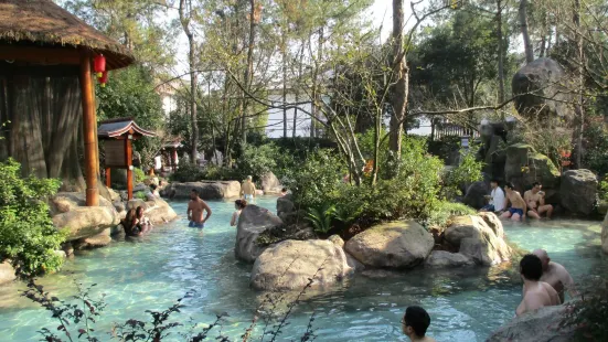 Tangfeng Open-air Hot Spring