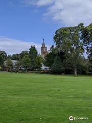 Pittencrieff Park