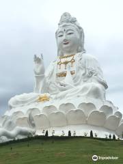 Quan Yin, on the mountain