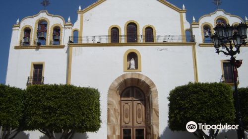 Iglesia Parroquial de Santa Maria de Ambrox