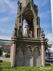 Statue of Queen Victoria