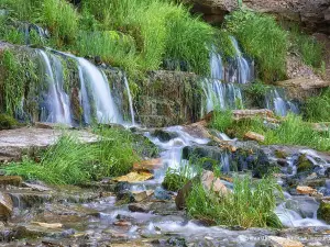 Slovenskiye Springs