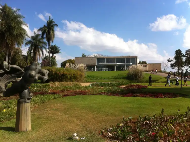 Hotels near Pampulha art museum