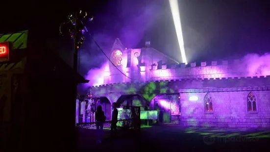 Hundred Acres Manor Haunted House