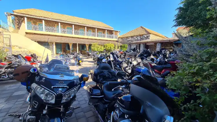 Hotels in Kfar Kama