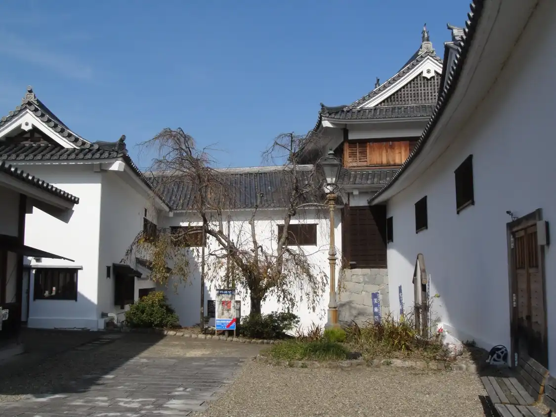Hotels near Fukuchiyama City Satou Taisei Memorial Art Museum