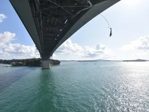Bungee Jumping in Auckland