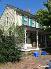 Patsy Cline Historic House