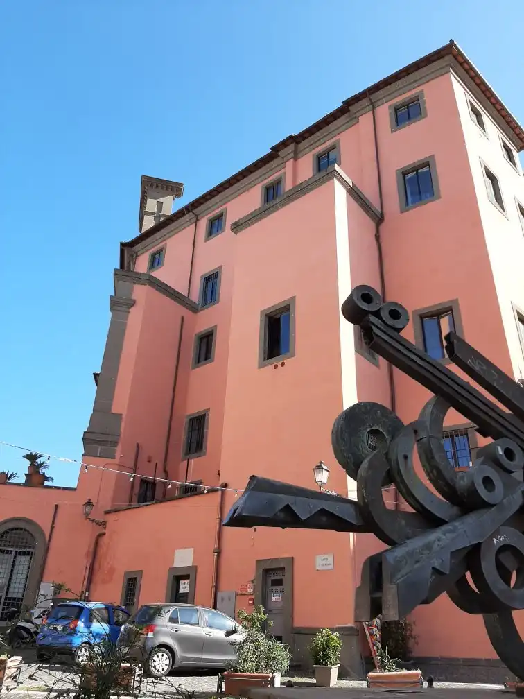 Hotel in zona Palazzo Massimo di Rignano Colonna