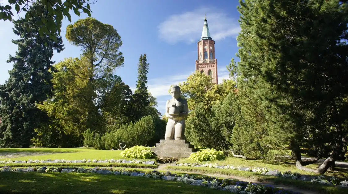 Hotels near Savonlinna Cathedral