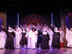 Dutch Apple Dinner Theatre