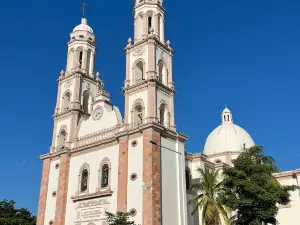Catedral Basilica De Nuestra Senora Del Rosario