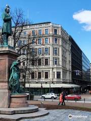 Johan Ludvig Runeberg Statue