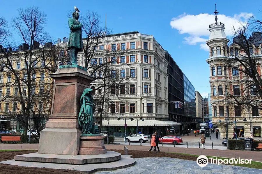 Johan Ludvig Runeberg Statue