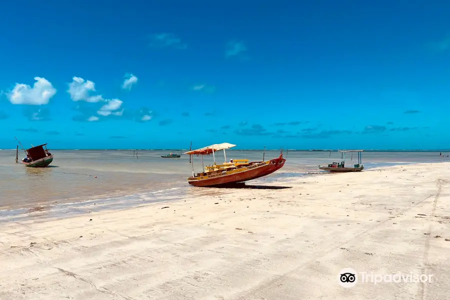 Praia de Sao Miguel dos Milagres