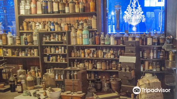New Orleans Pharmacy Museum