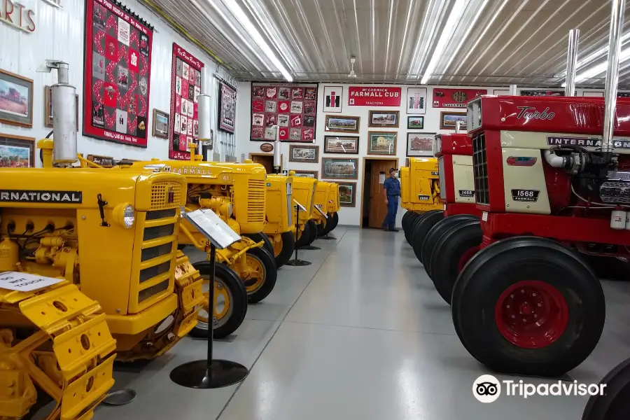 Farmall-Land USA