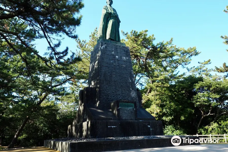 坂本龍馬像