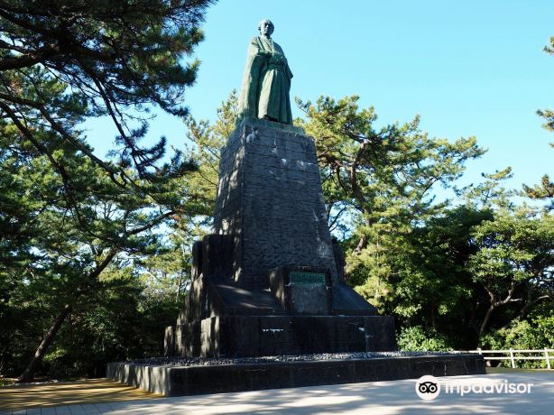 Sakamoto Ryoma Statue